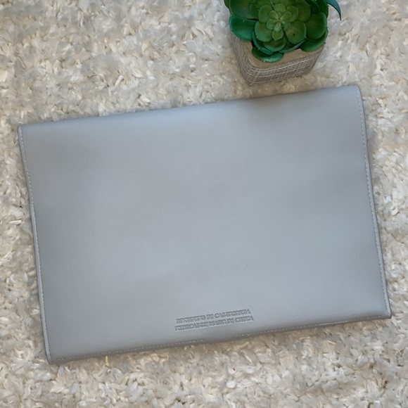 GLASS Ladder & Co Megan Portfolio cloud gray vegan leather Clutch organizer - Picture 5 of 10